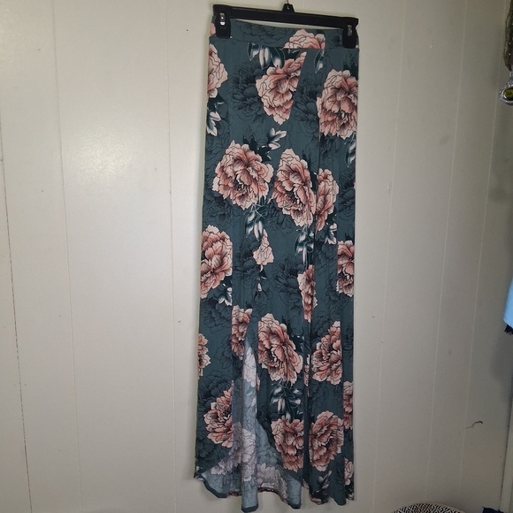 Dresses & Skirts - Floral Maxi Skirt in Teal with Blush Pink Blooms
